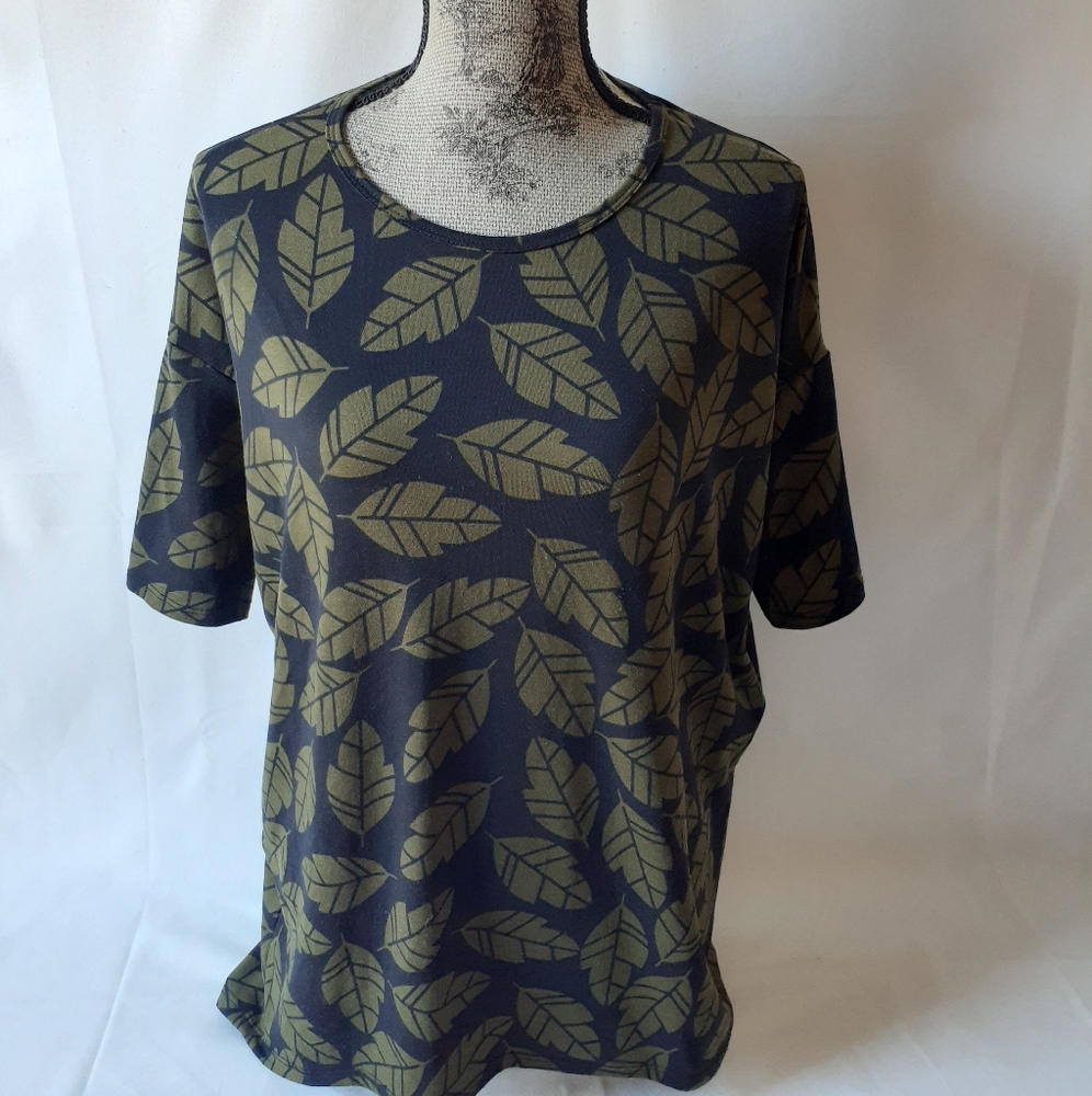 Lu La Roe Leaf print short sleeve top